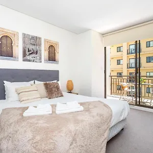 404 Big Beautiful One Bed & Balcony Perth